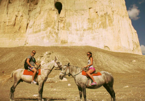 Достопримечательности Крыма – пещеры Белой скалы
